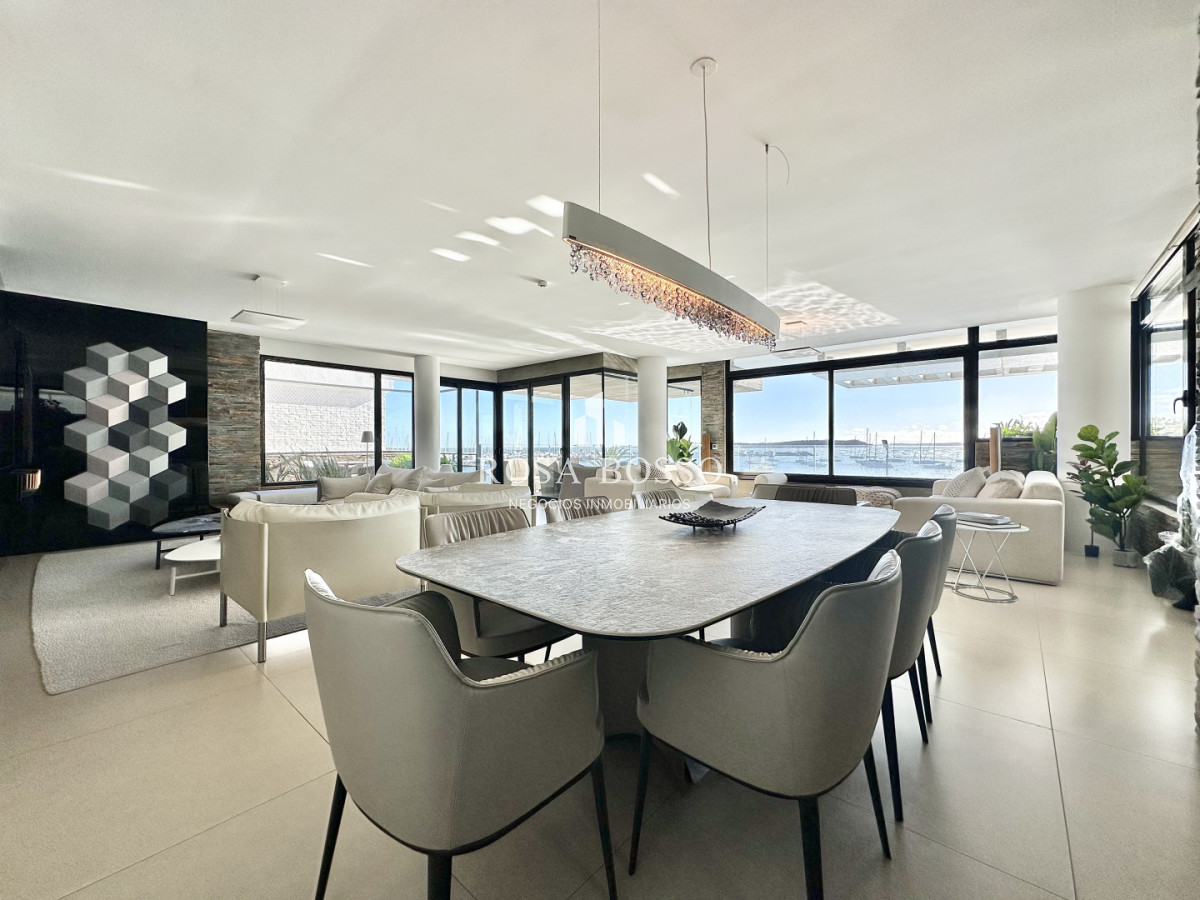 Apartamento ID.9882 - Apartamento en Alquiler Exclusivo 4 Dormitorios Península, Punta del Este