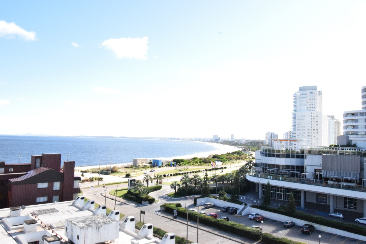 Apartamento ID.5040 - Apartamento, Venta, 3 dormitorios, Punta del Este, Mansa