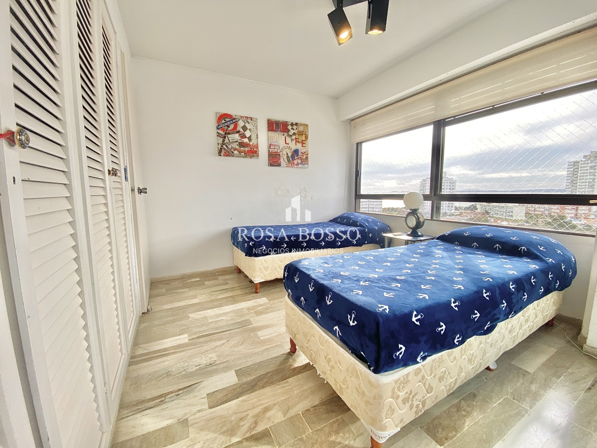 Apartamento ID.2153 - Apartamento Venta 3 dormitorios Brava Punta del Este 
