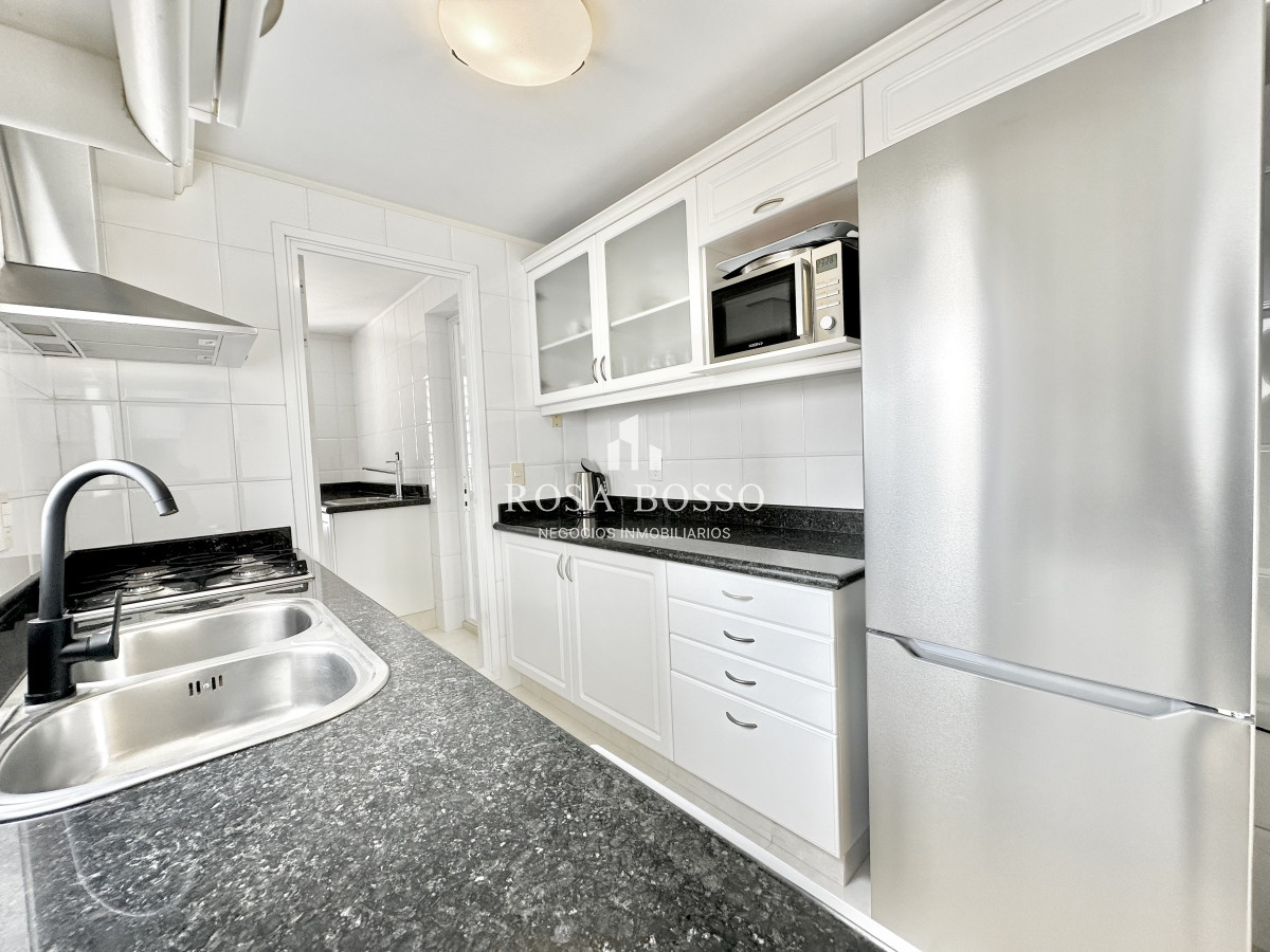 Apartamento ID.1287 - Apartamento Alquiler Millenium 3 dormitorios + dep. de servicio