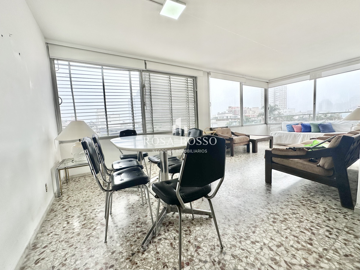 Apartamento ID.9712 - Apartamento Venta 2 dormitorios Península Punta del Este