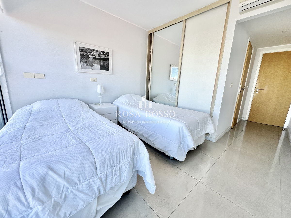 Apartamento ID.5344 - Apartamento Alquiler 3 dormitorios Mansa Punta del Este Alexander Collection
