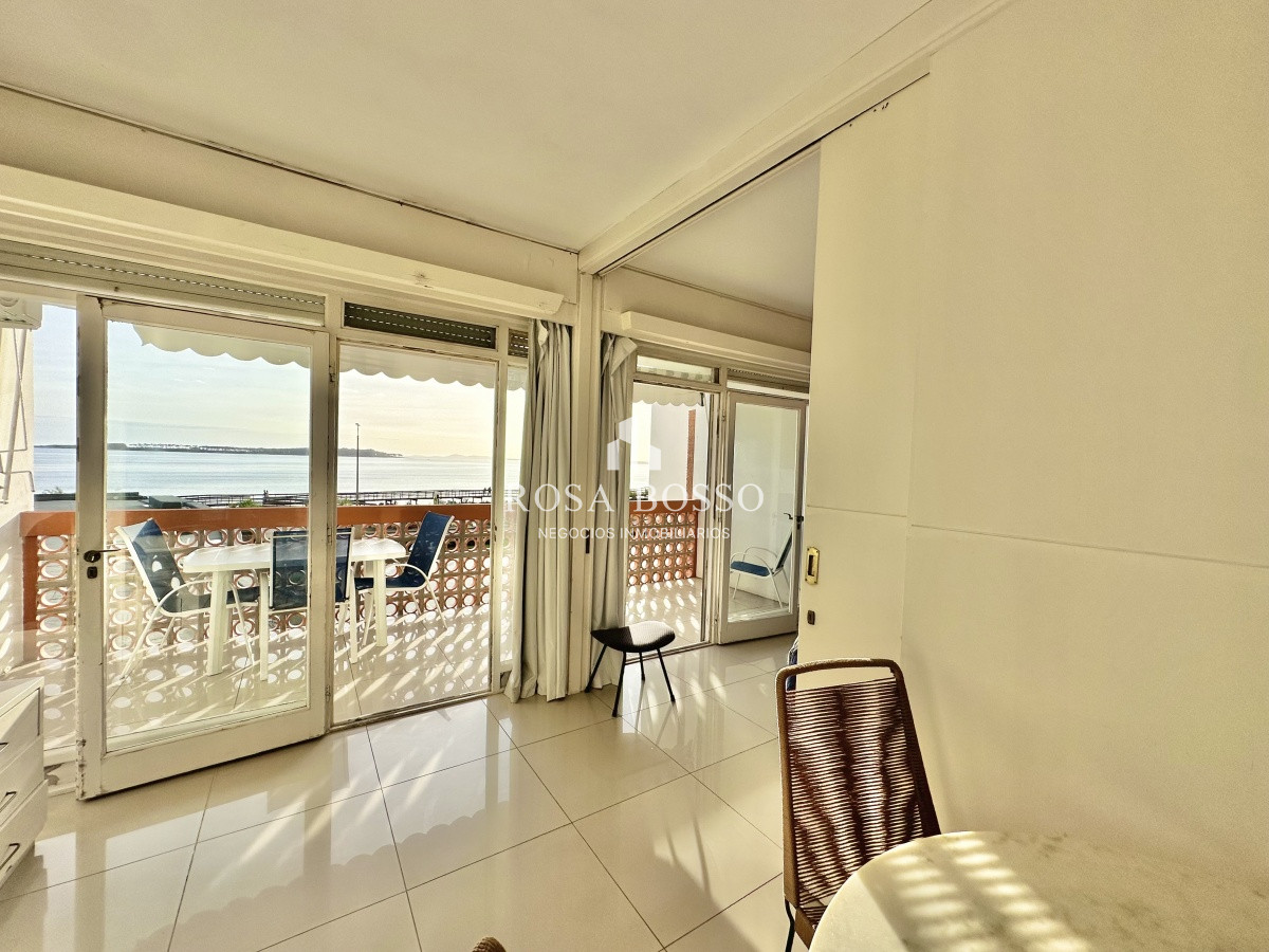Apartamento ID.7212 - Apartamento Venta 1 dormitorio Mansa Punta del Este Primera Línea de la Mansa con vista