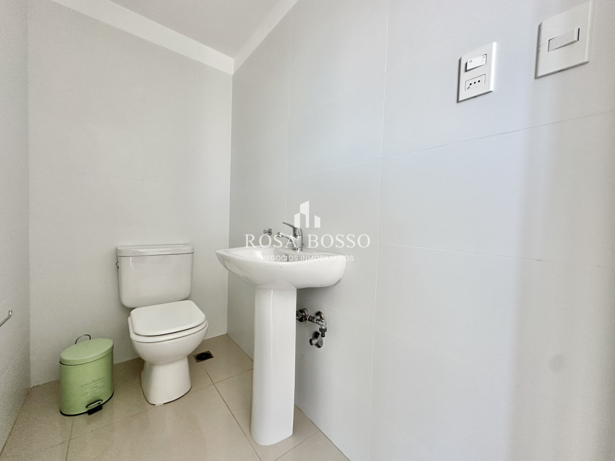 Apartamento ID.9585 - Penthouse Venta Playa Mansa Punta del Este