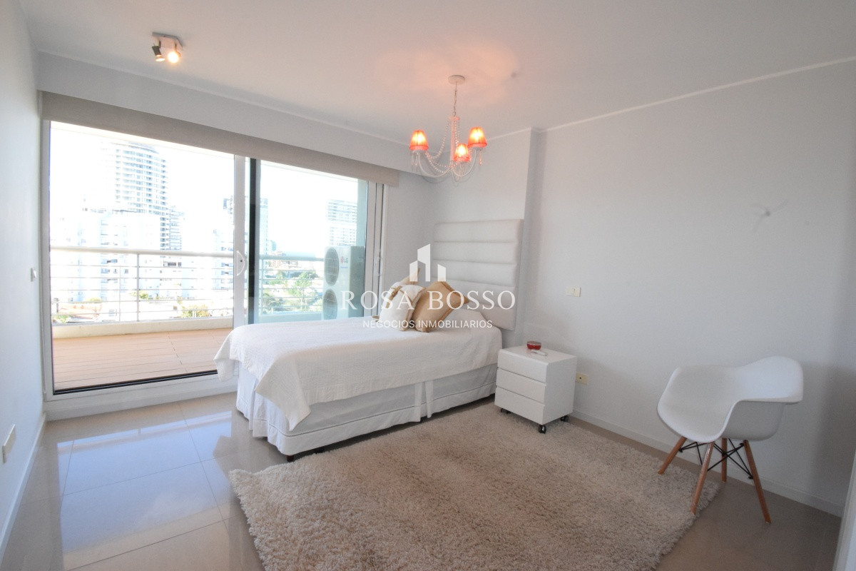 Apartamento ID.5040 - Apartamento, Venta, 3 dormitorios, Punta del Este, Mansa