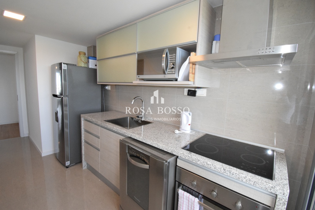 Apartamento ID.5043 - Apartamento Venta 2 dormitorios Mansa Punta del Este