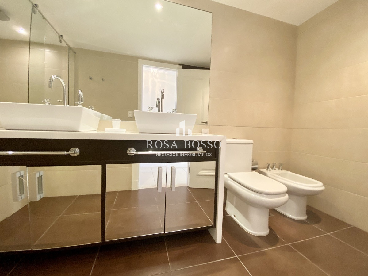 Apartamento ID.1293 -  Apartamento  3 dormitorios  Península Punta del Este Uruguay