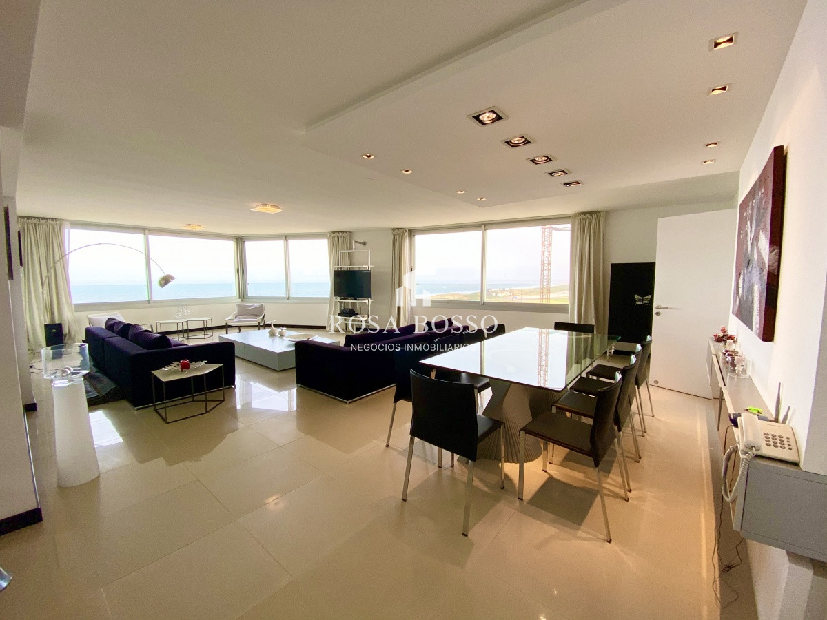 Apartamento ID.5813 - Espectacular Apartamento frente a playa brava 