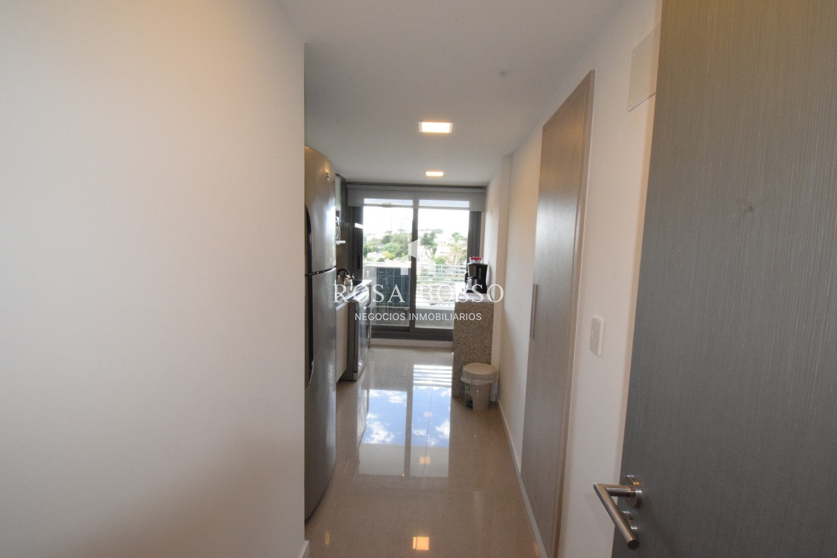 Apartamento ID.5041 - VENTA, apartamento, 2 dormitorios, Mansa, Punta del Este, Uruguay.