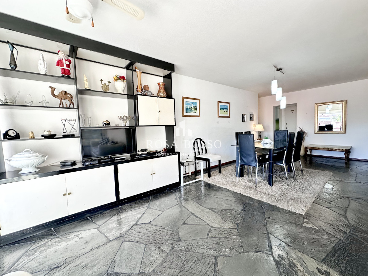 Apartamento ID.331 - Apartamento Venta 2 dormitorios Península Punta del Este
