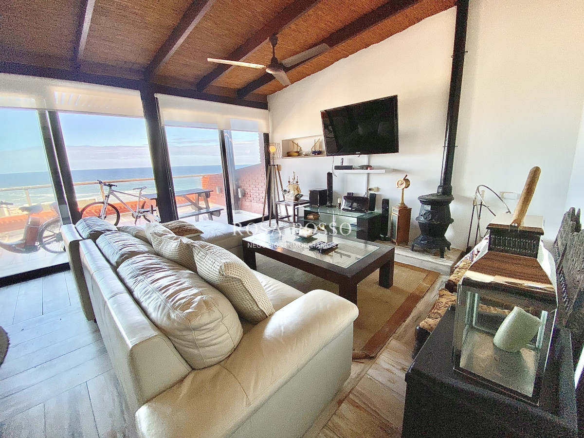 Apartamento ID.9008 - Penthouse, Venta, 3 dormitorios, Brava, Punta del Este