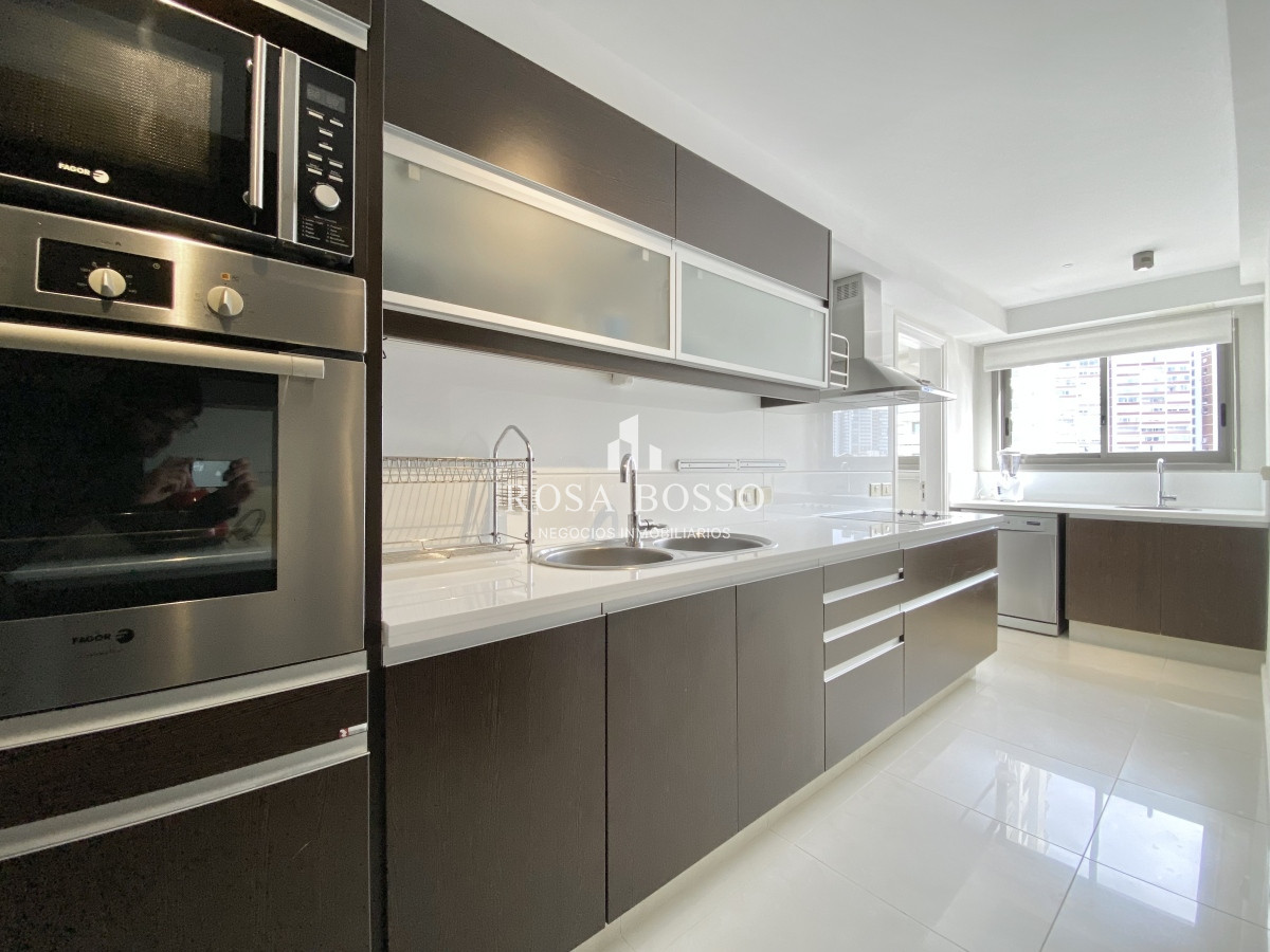 Apartamento ID.9270 - Apartamento 3 dormitorios  Punta del Este 
