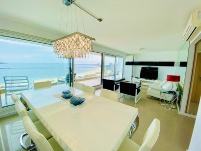 Apartamento, Venta, 4 dormitorios, Playa Mansa, Punta del Este