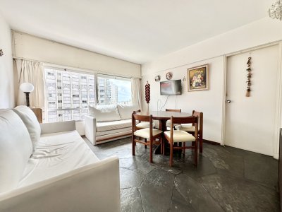 Apartamento Alquiler 1 dormitorio Peninsula Punta del Este