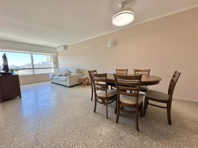 Apartamento en Alquiler de Temporada, 3 dormitorios, Punta del Este