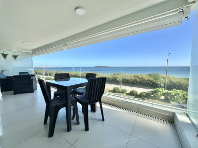Apartamento en Venta Primera Línea en La Mansa con Vista al Atardecer