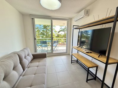 Apartamento Alquiler 1 dormitorio Mansa Punta del Este con Parrillero