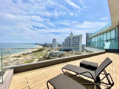 Penthouse Venta 4 dormitorios Punta del Este Mansa