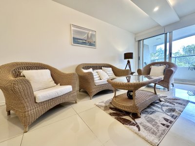 Apartamento Alquiler Anual 1 dormitorio Roosevelt Punta del Este