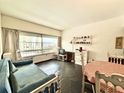 Venta apartamento 1 dormitorio 1 baño garaje Punta del Este 