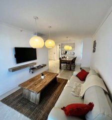 Apartamento 2 dormitorios 2 baños Balcon Garaje Playa Mansa