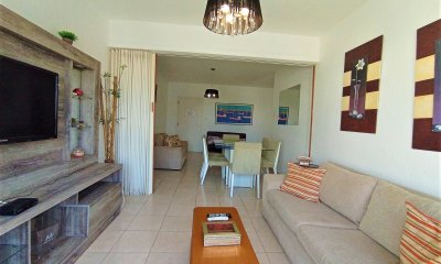 VENTA, Apartamento, 1 dormitorio y medio, Península, Punta del Este, Uruguay, con vista