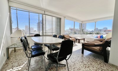 Apartamento Venta 2 dormitorios Península Punta del Este