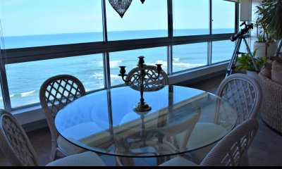 APARTAMENTO SOBRE PLAYA BRAVA