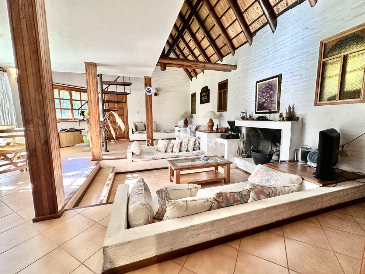 Casa ID.9866 - Casa Venta Pinares Punta del Este
