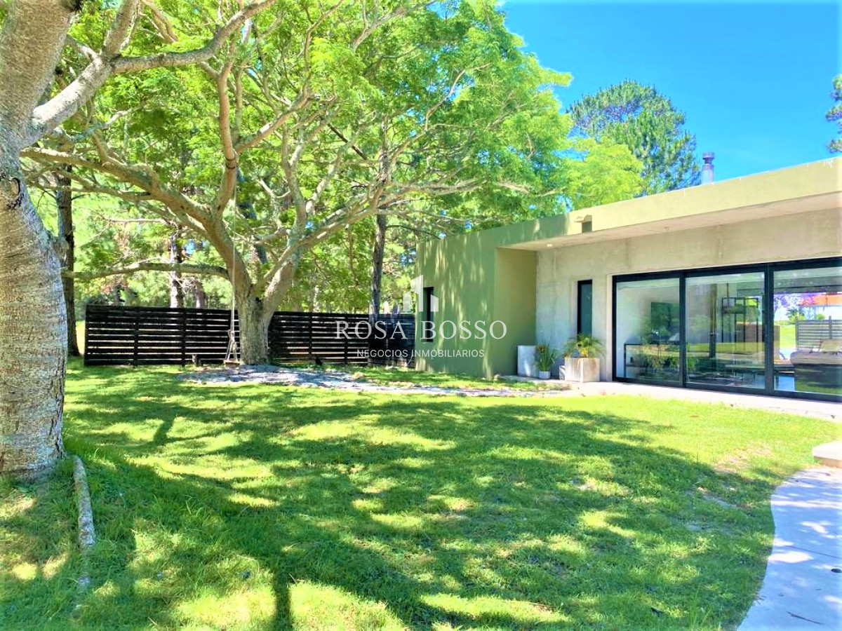 Beverly Hills - GoPunta - Portal Inmobiliario de Punta del Este - Maldonado