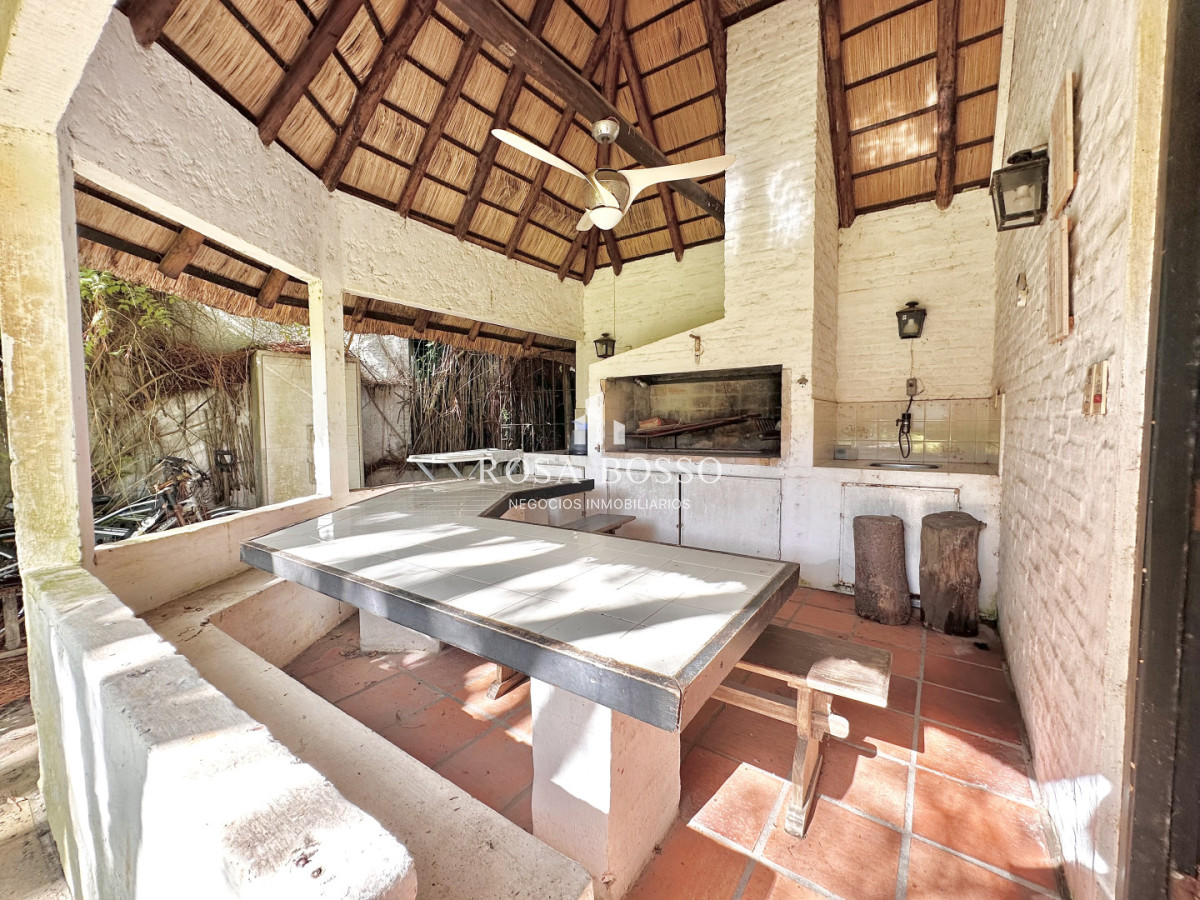 Casa ID.9866 - Casa Venta Pinares Punta del Este