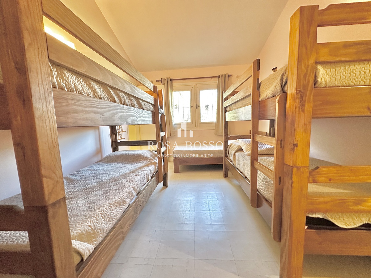 Apartamento ID.9362 - Venta Casa 6 dormitorios Mansa Punta del Este