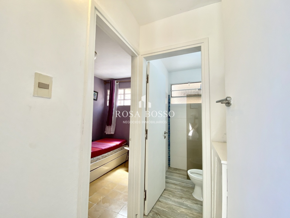 Casa ID.3406 - Casa Alquiler 4 dormitorios más dependencia Brava Punta del Este 