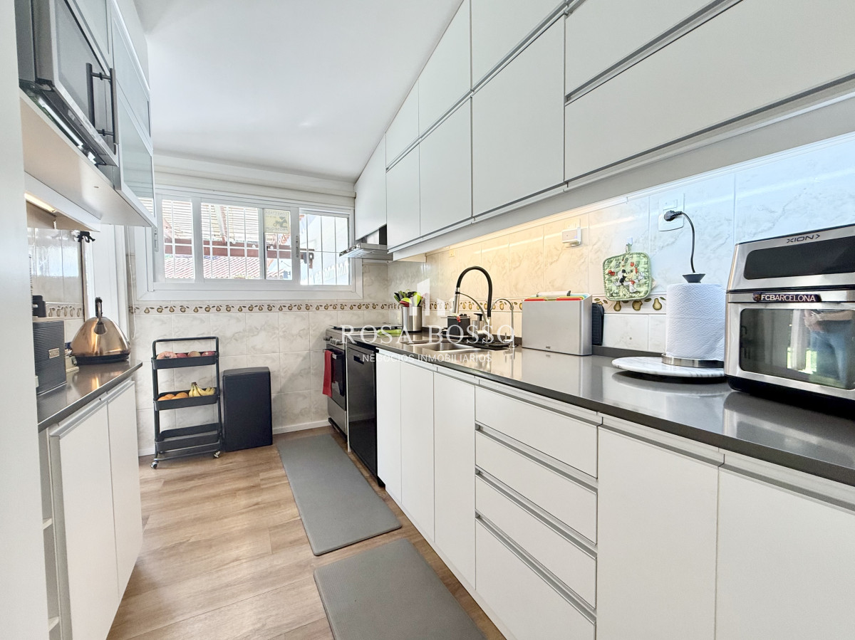 Apartamento ID.9830 - Casa Venta 4 dormitorios Lugano Punta del Este