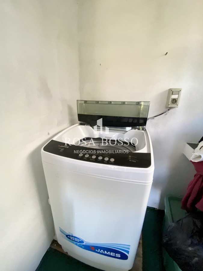 Apartamento ID.3640 - Casa en venta de 3 dormitorio,4 baños parque Parrillero garaje