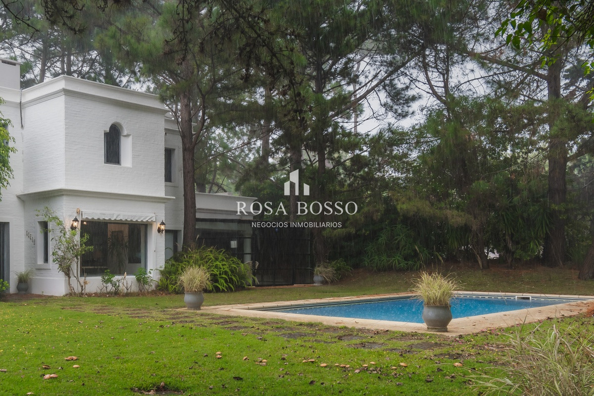 Casa ID.3723 - Casa, Venta, 5 dormitorios, Punta del Este, Uruguay