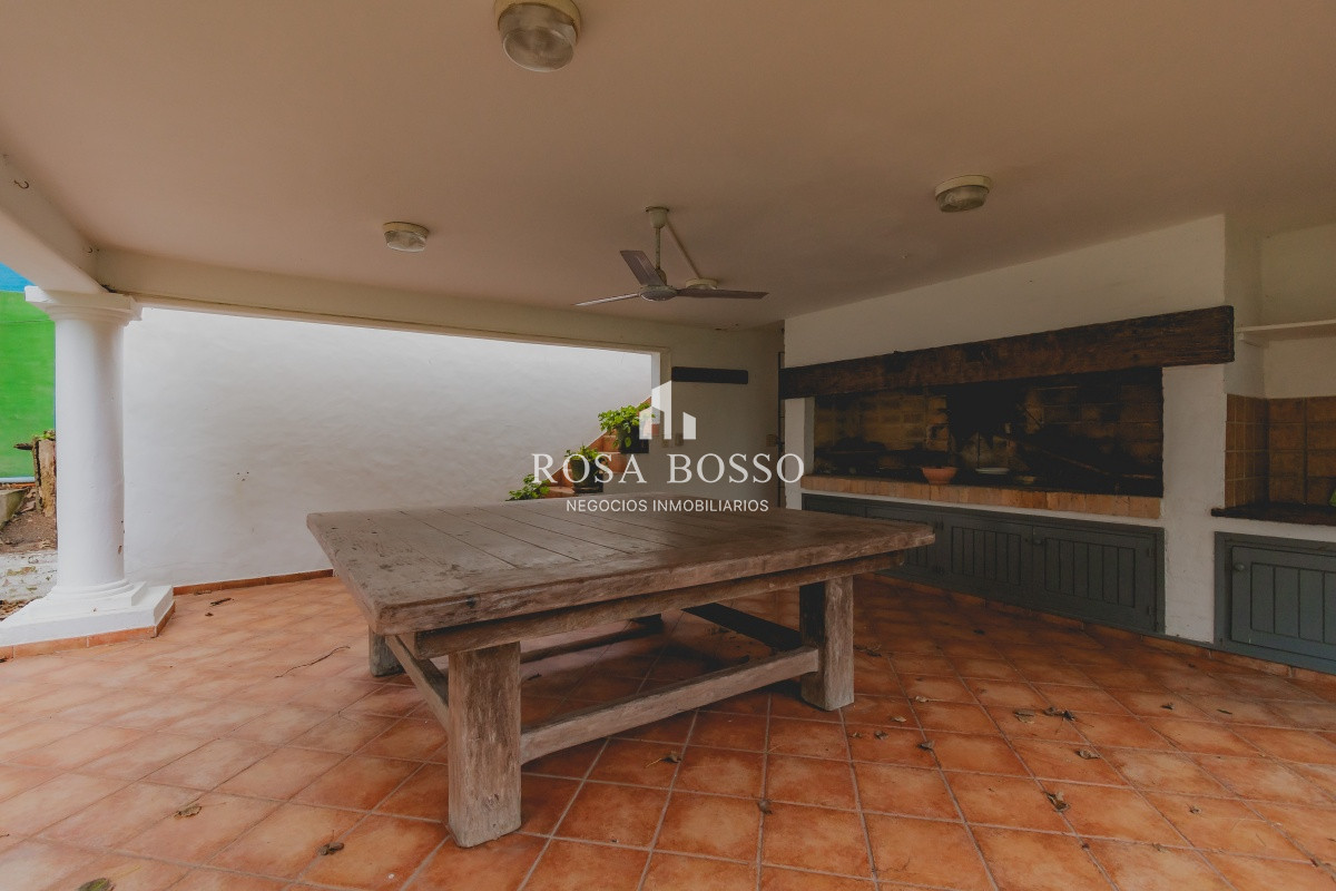 Casa ID.3723 - Casa, Venta, 5 dormitorios, Punta del Este, Uruguay