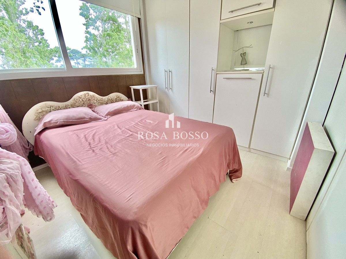 Casa ID.8818 - Casa, Venta, 6 dormitorios, 7 baños, Punta del Este