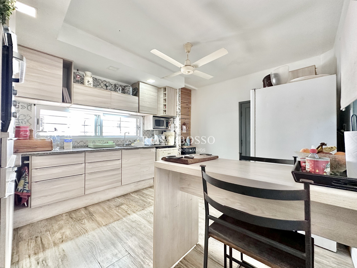 Casa ID.9504 - Casa Venta 5 dormitorios Cantegril Punta del Este