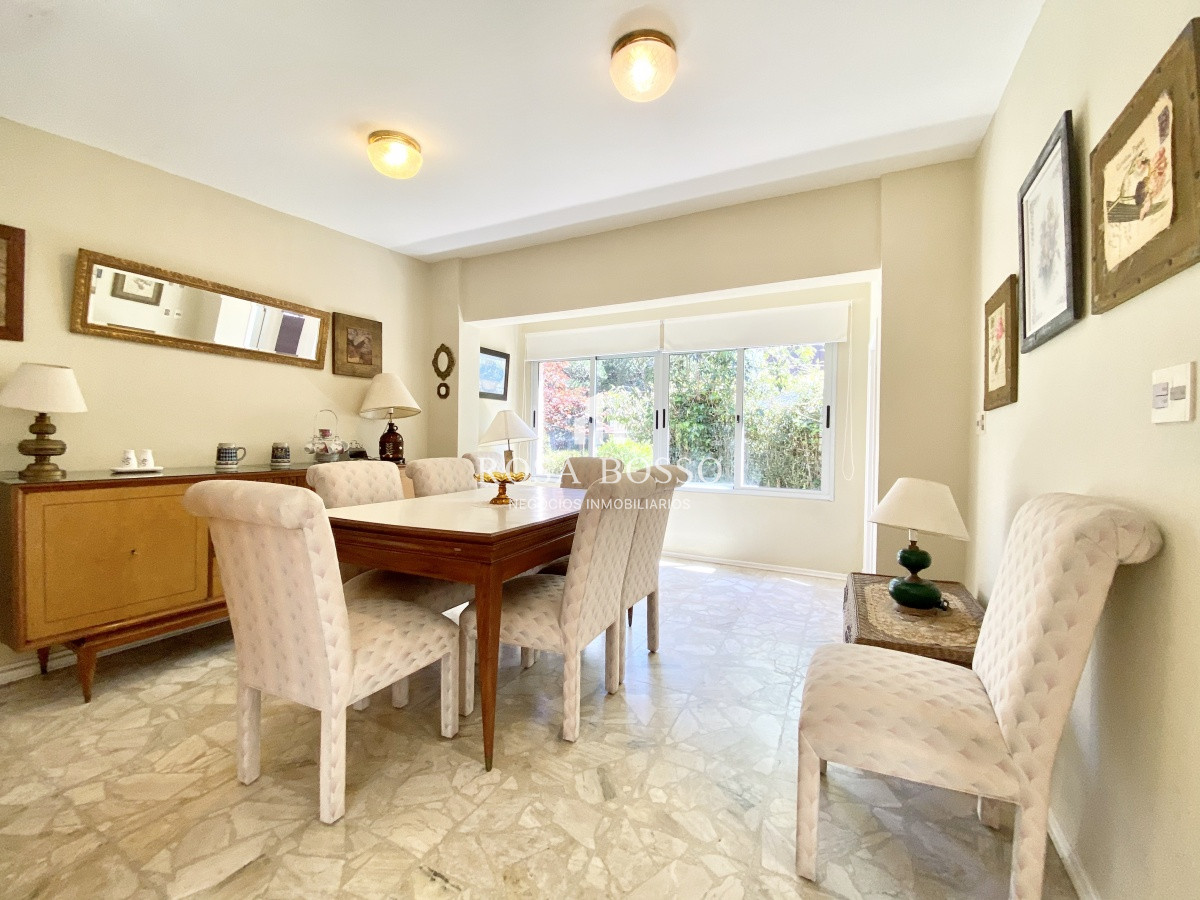Casa ID.3406 - Casa Alquiler 4 dormitorios más dependencia Brava Punta del Este 