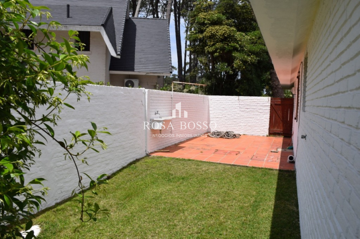 Casa ID.3277 - Alquiler casa 3 dormitorios Punta del Este 