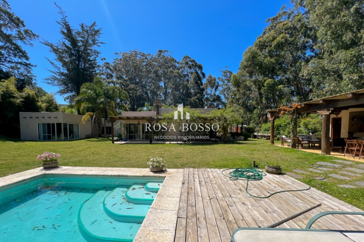 Casa ID.9183 - Casa Venta 4 Dormitorios San Rafael Punta del Este