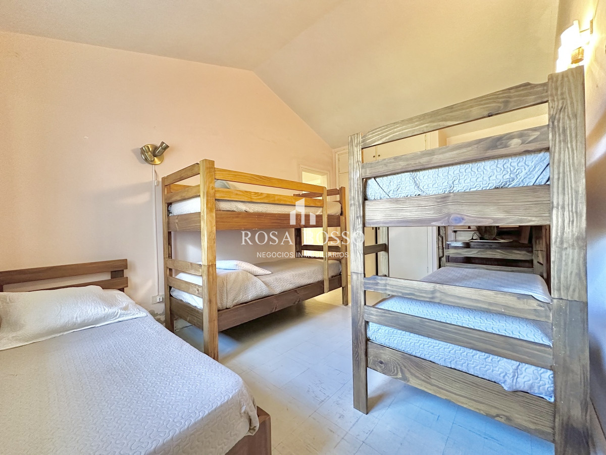 Apartamento ID.9362 - Venta Casa 6 dormitorios Mansa Punta del Este