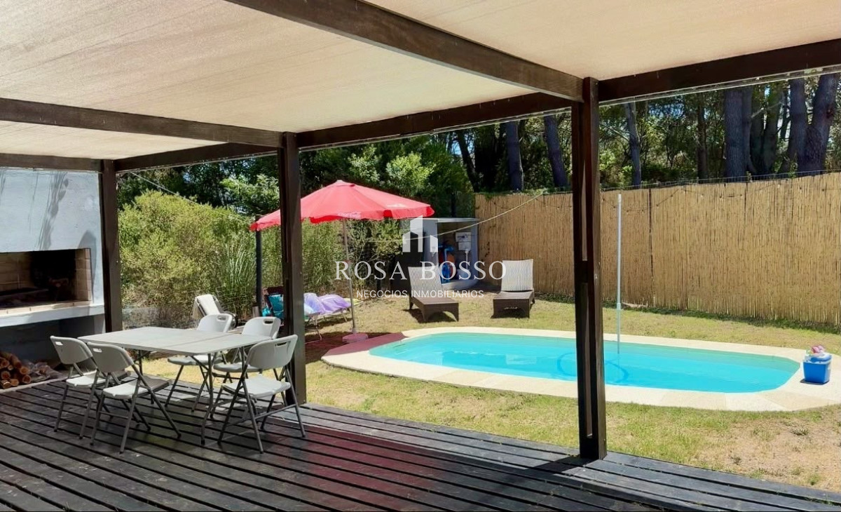 Apartamento ID.9943 - Venta Casa 3 dormitorios Punta Colorada Piriapolis