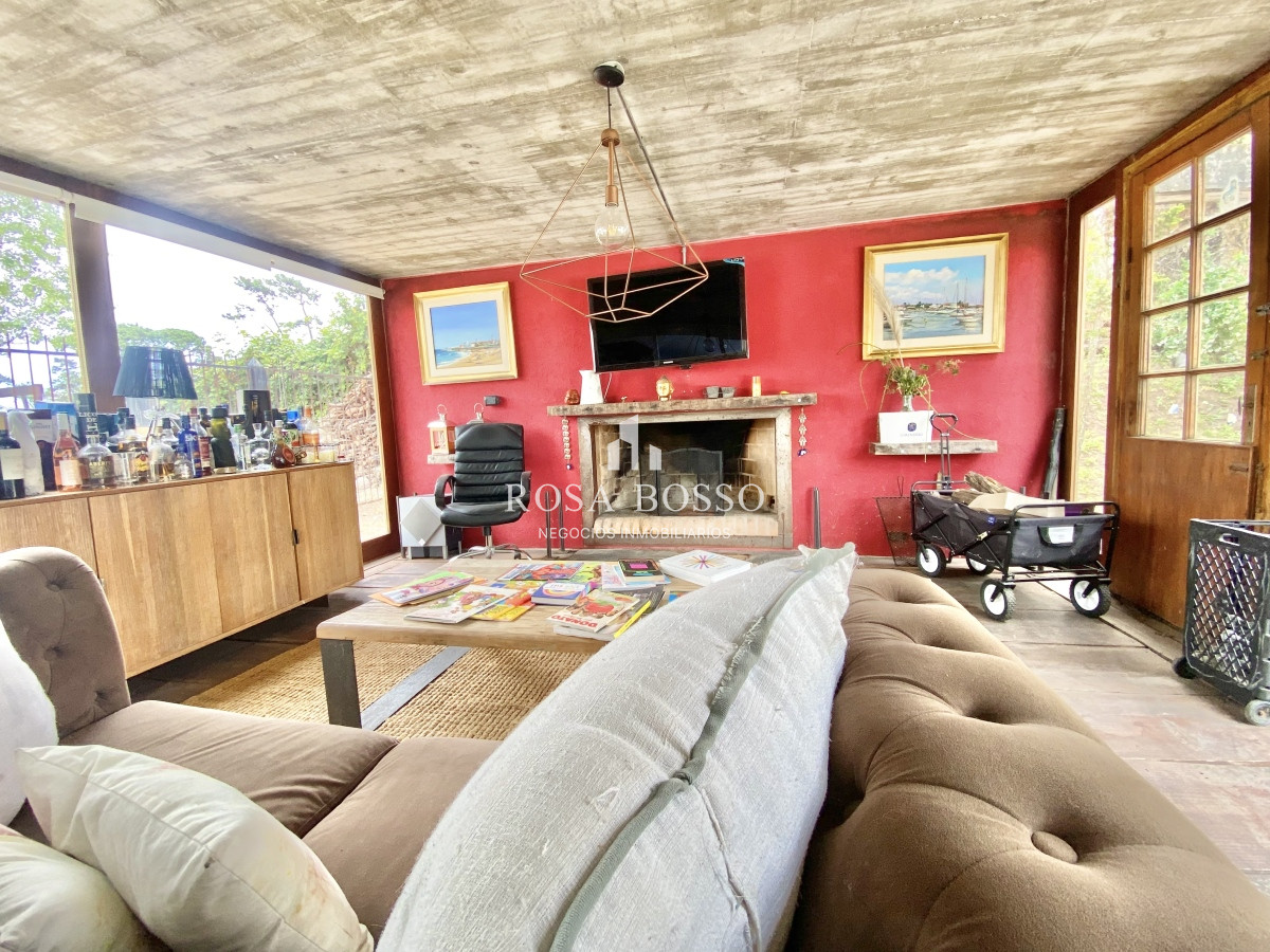 Casa ID.8818 - Casa, Venta, 6 dormitorios, 7 baños, Punta del Este