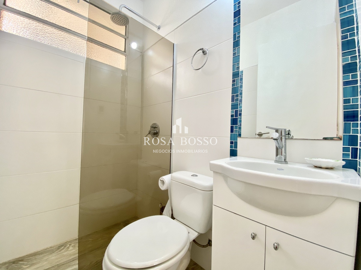Casa ID.3406 - Casa Alquiler 4 dormitorios más dependencia Brava Punta del Este 