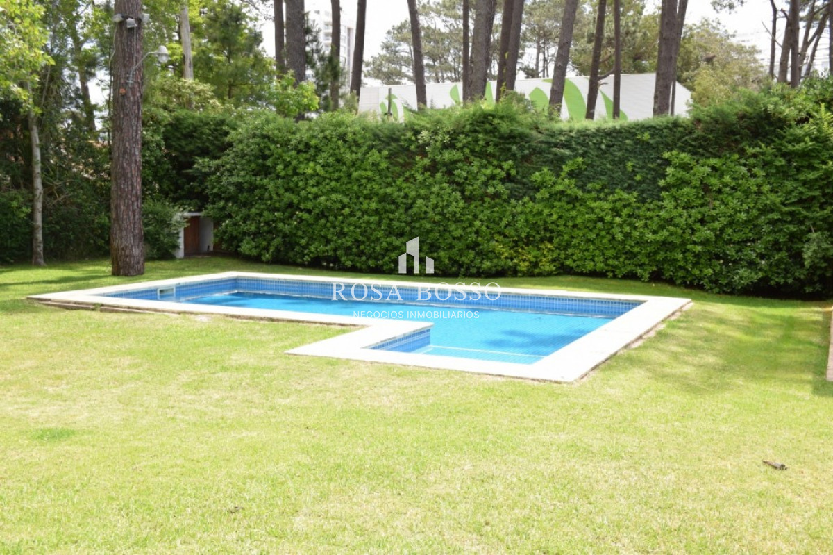 Casa ID.3277 - Alquiler casa 3 dormitorios Punta del Este 