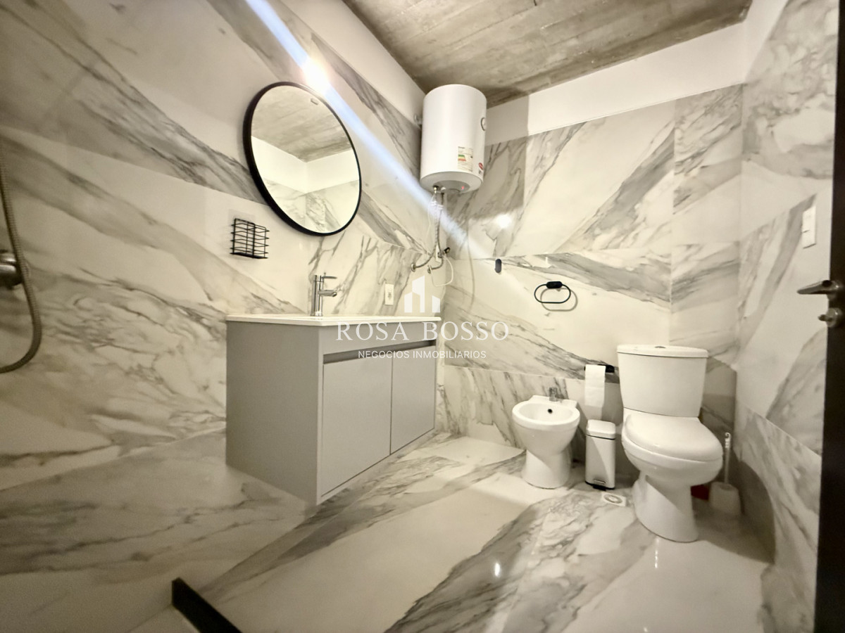 Apartamento ID.9943 - Venta Casa 3 dormitorios Punta Colorada Piriapolis