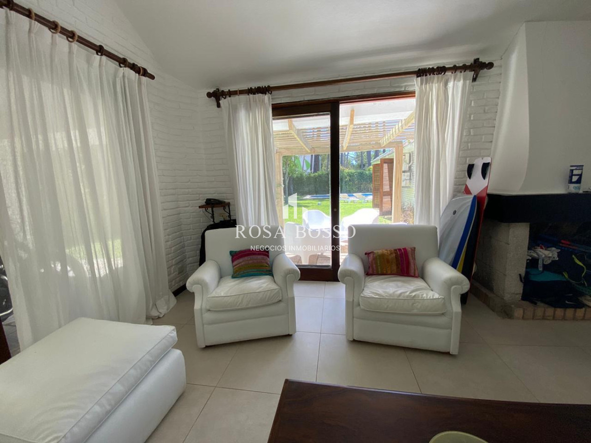 Casa ID.3277 - Alquiler casa 3 dormitorios Punta del Este 