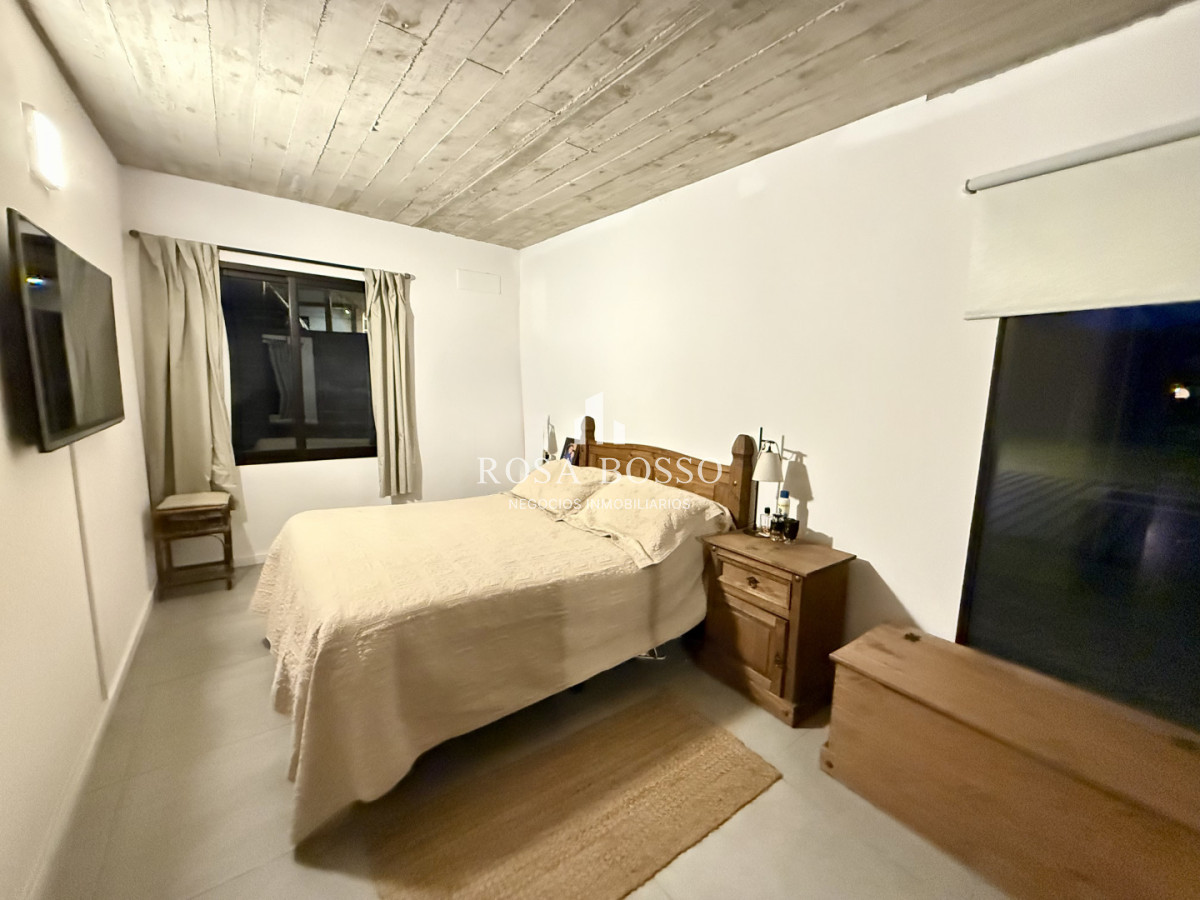 Apartamento ID.9943 - Venta Casa 3 dormitorios Punta Colorada Piriapolis